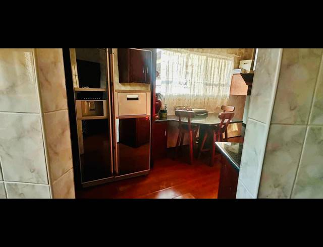 4 BEDROOM HOUSE FOR SALE IN FERRYVALE